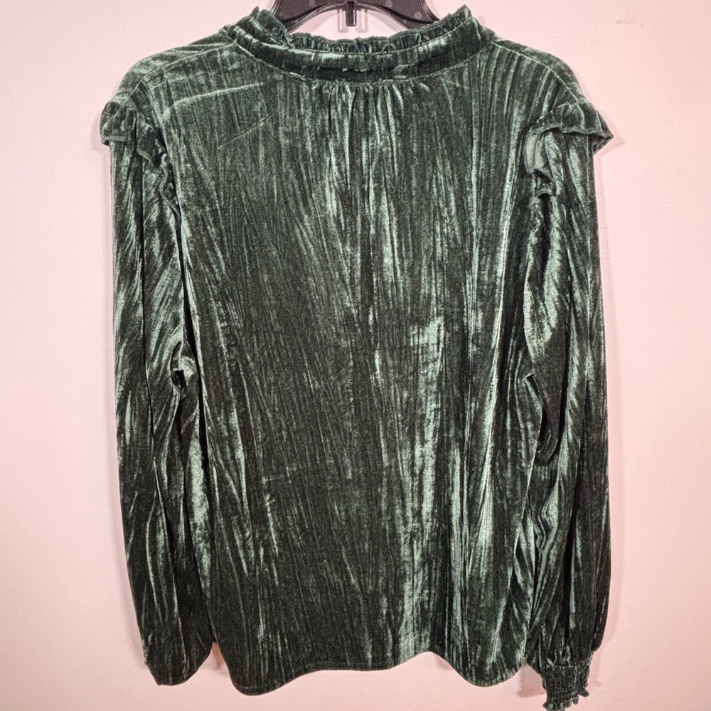 Wonderly Emerald Green Velvet Ruffle Blouse L Women’s Long Sleeve Holiday Top - Picture 6 of 11